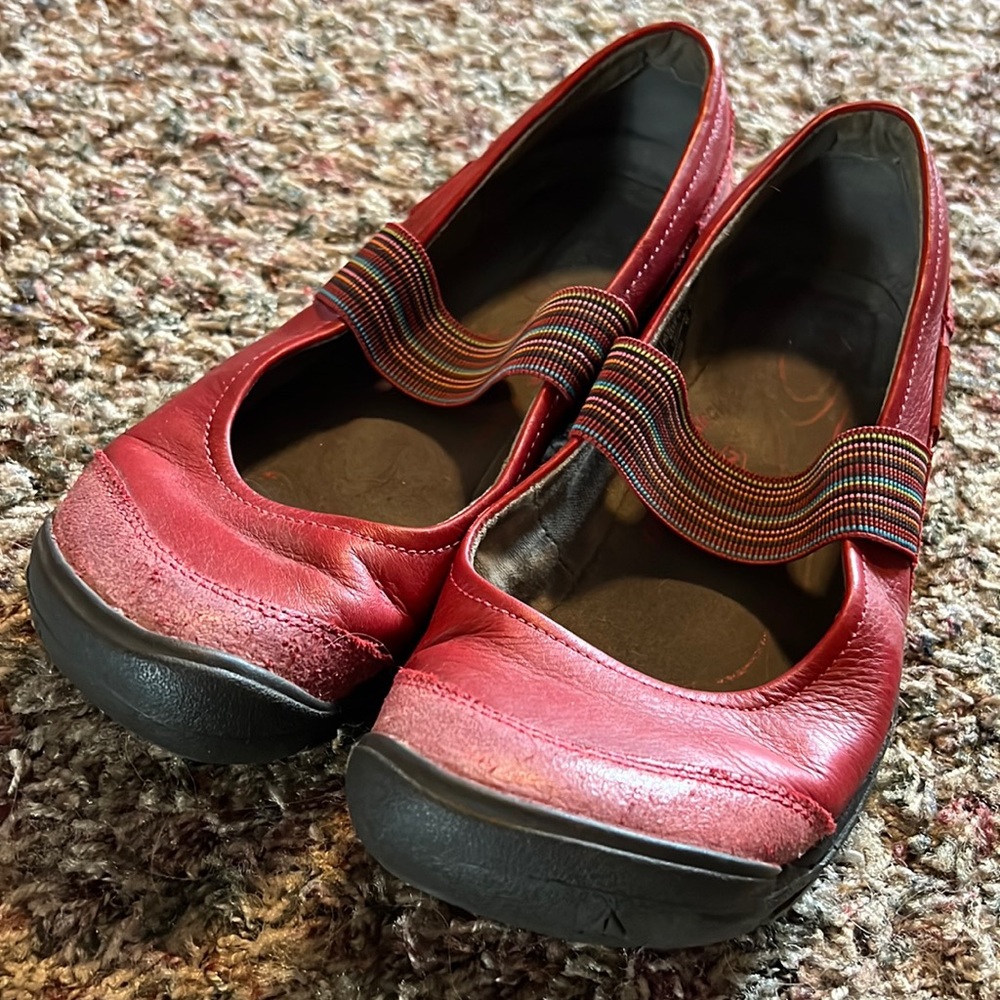 Keen Red Maryjane Shoes sz 10